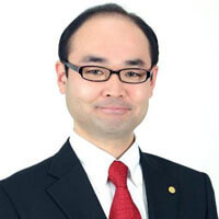 行政書士　飯塚重紀さん